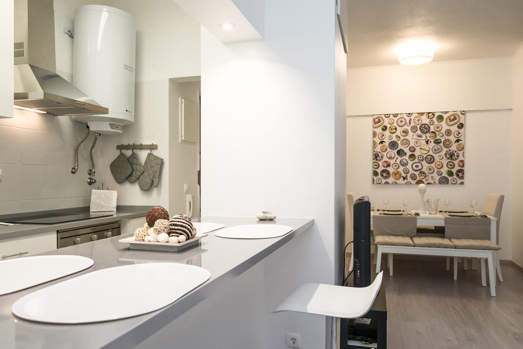 Lovely & Modern In The Center Lisbon Bagian luar foto